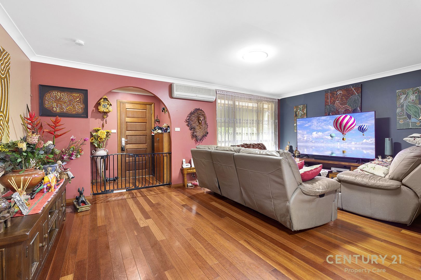 4 Canada Close, Minto NSW 2566, Image 2