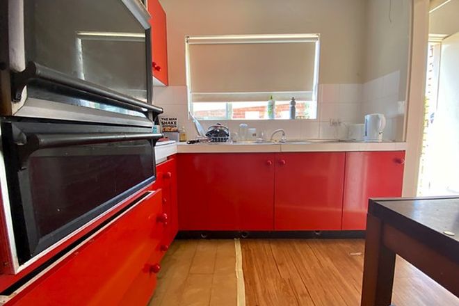 22 1 Bedroom Apartments For Rent In Downer Act 2602 Domain
