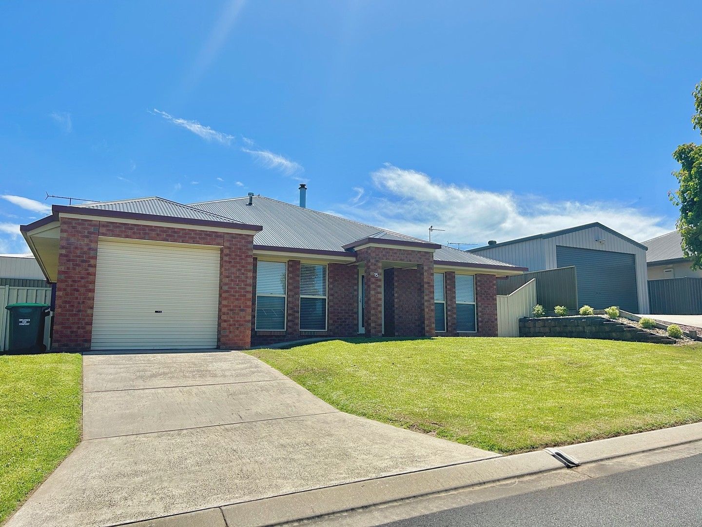 3 bedrooms House in 15 Emerald Drive MOUNT GAMBIER SA, 5290