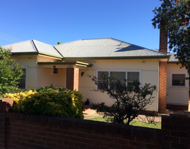 14 Dagmar Street, Grenfell NSW 2810