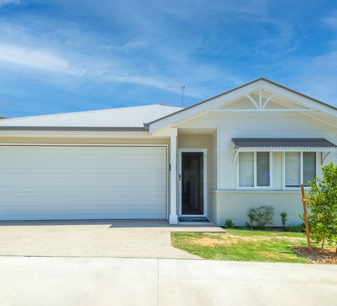 Picture of Valencia/398 2-20 Island View Drive, Urangan