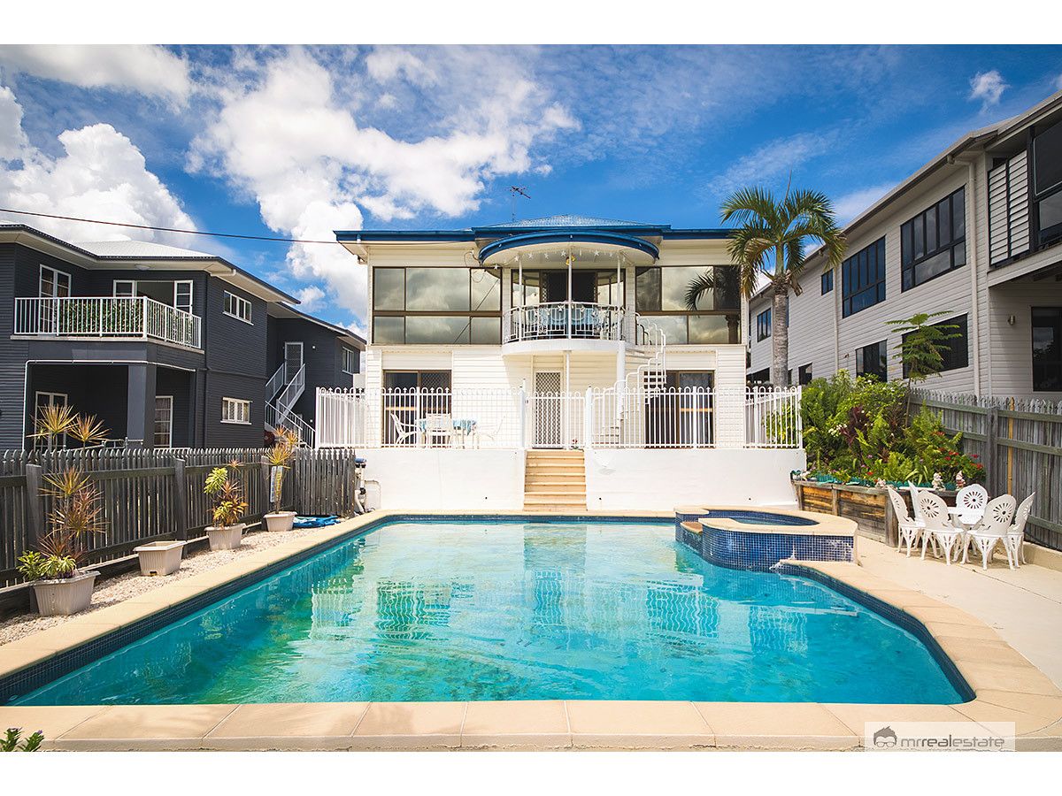 18 Athelstane Street, The Range Property History & Address Research