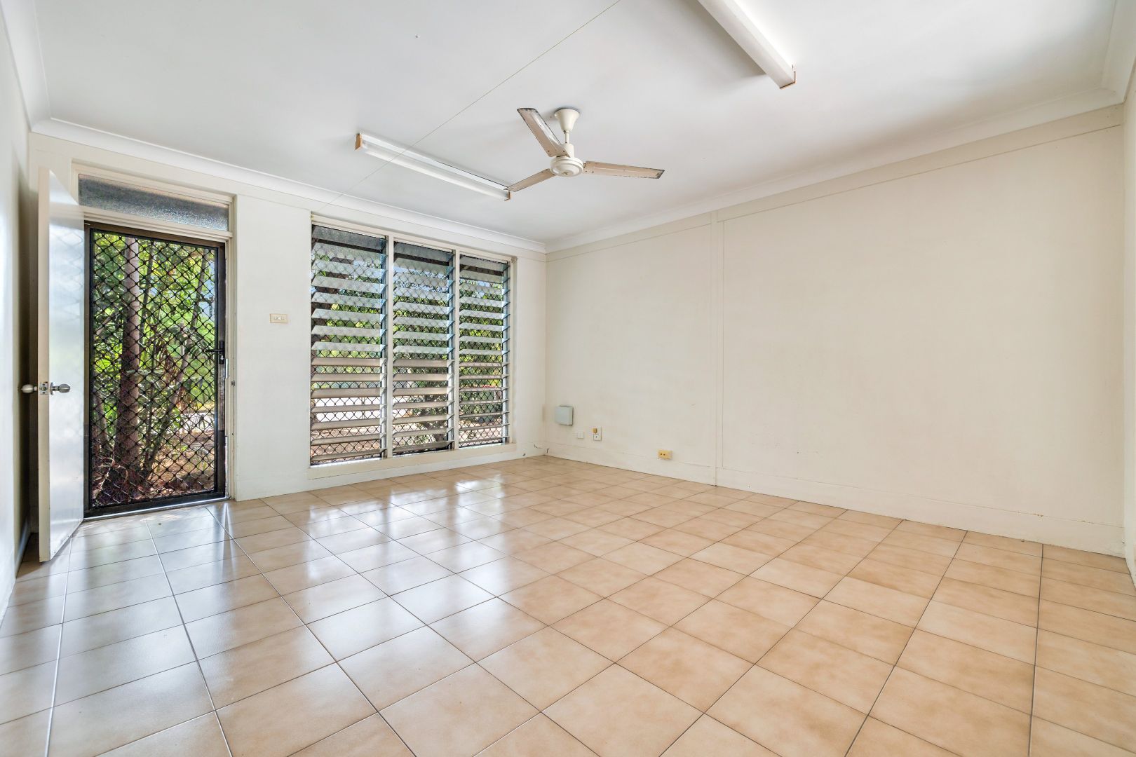 54 Alawa Cresent, Alawa NT 0810 House For Rent 510 Domain