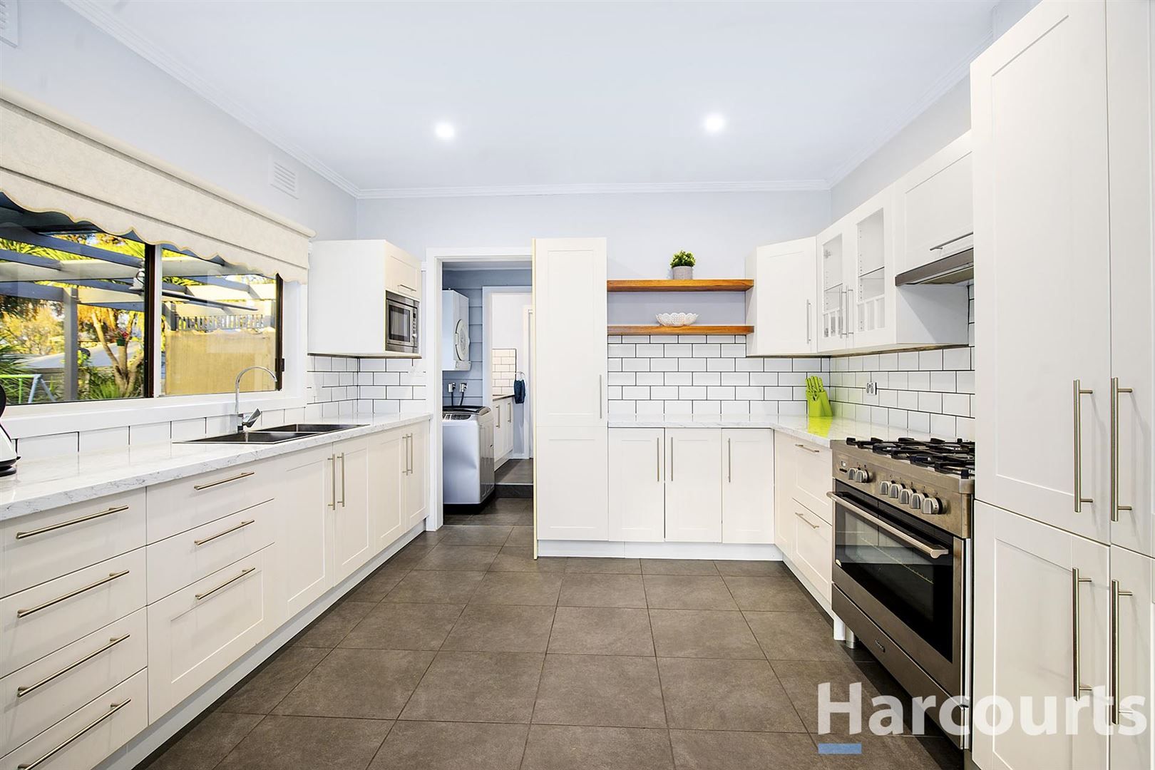 1/2 Joyce Street, Boronia VIC 3155, Image 2