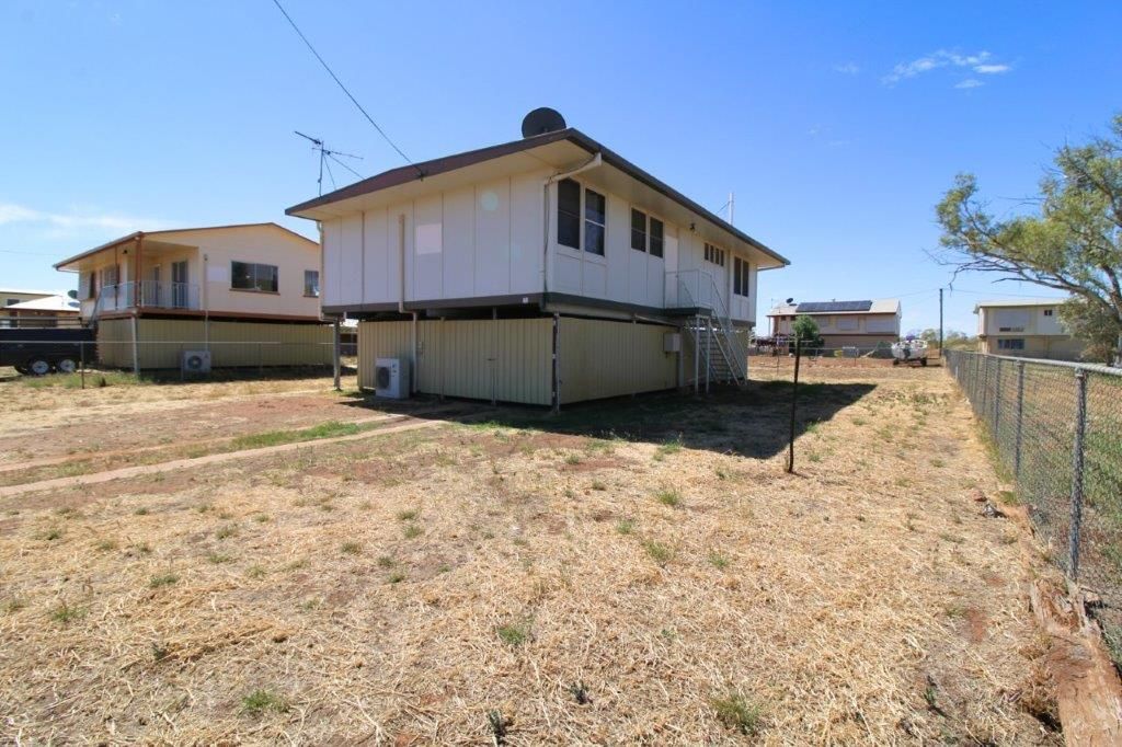 3 bedrooms House in 60 Steele Street CLONCURRY QLD, 4824