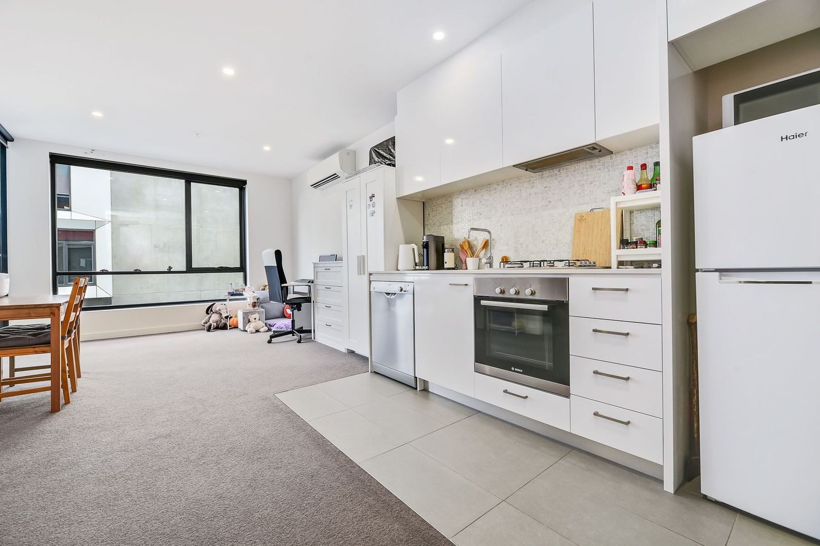 409B/400 Burwood Highway, Wantirna South VIC 3152 Apartment For Rent