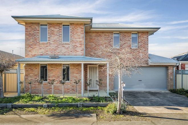 Picture of 16 Gardenia Place, WHITTLESEA VIC 3757