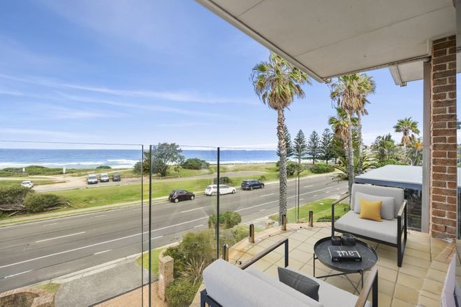 Picture of 2/77 Carrington Parade, CURL CURL NSW 2096