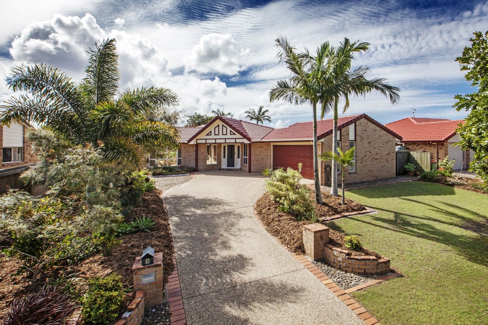 4 bedrooms House in 9 Torwood Place MOUNTAIN CREEK QLD, 4557