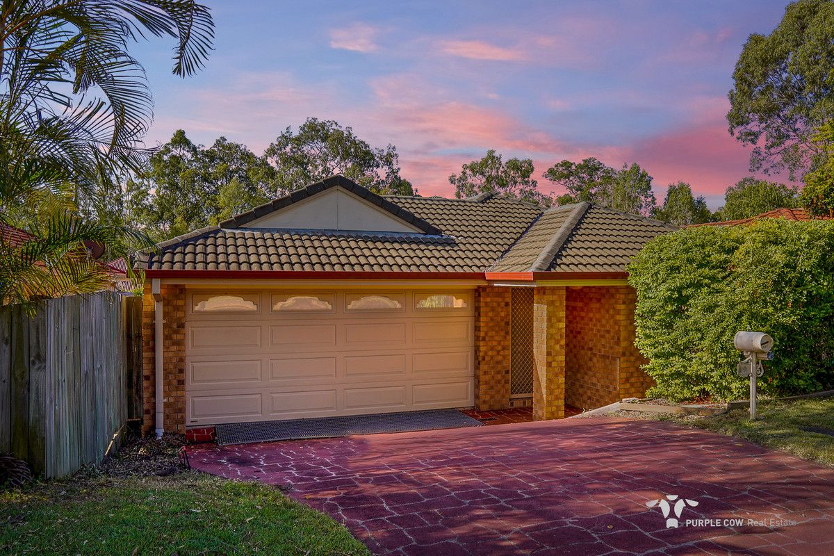 4 bedrooms House in 4 Gregory Close FOREST LAKE QLD, 4078
