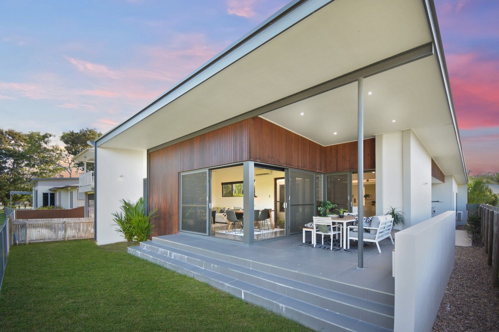 3 bedrooms House in 11 Ambrose Lane ROSSLEA QLD, 4812