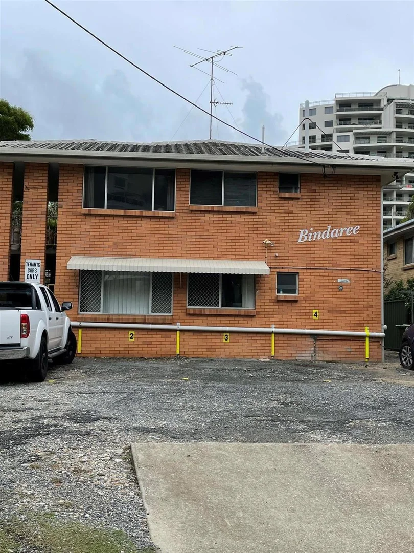 Additional image 3 of 2/14 Hughes Avenue, Main Beach QLD 4217