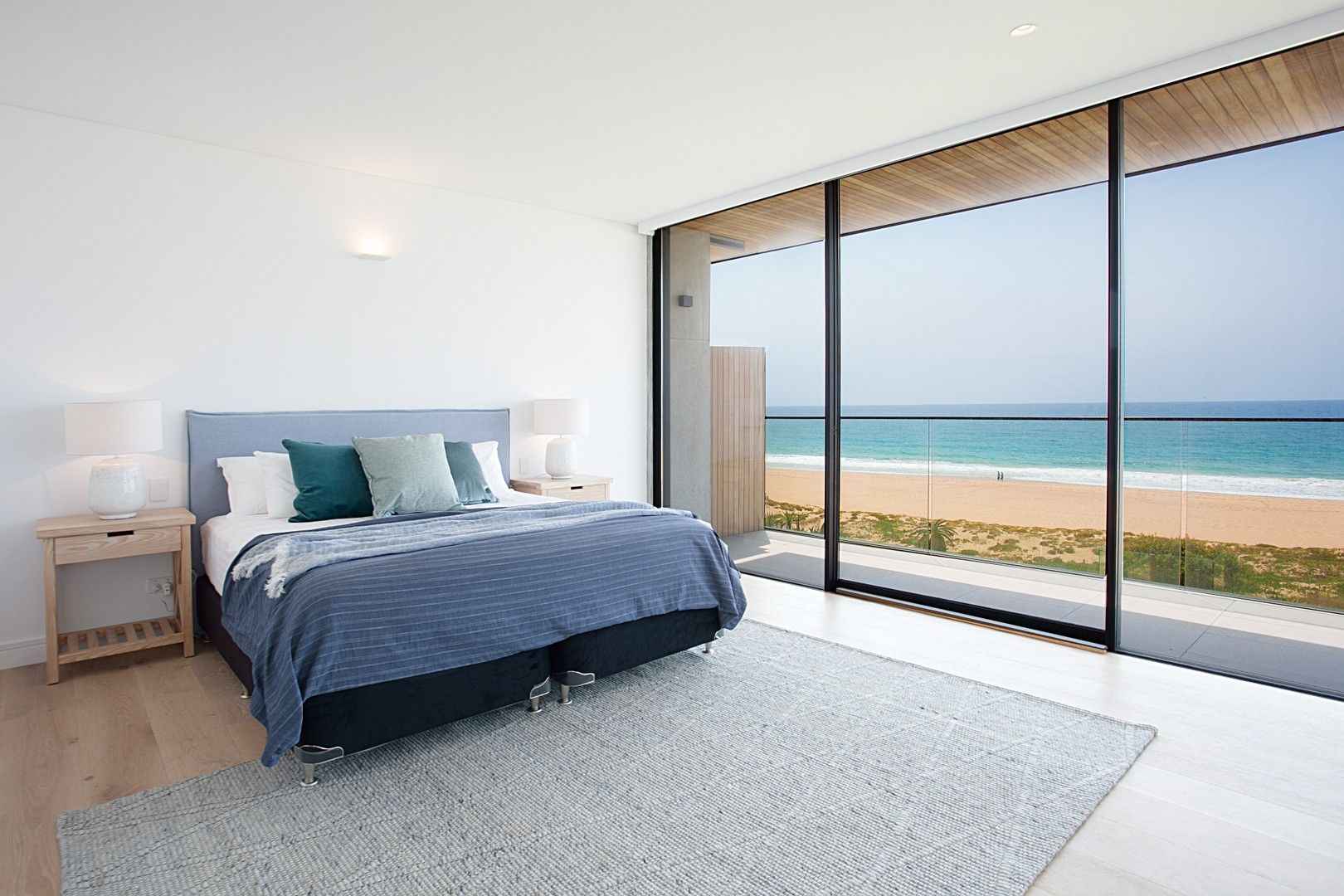 4 bedrooms House in 105 Ocean Street NARRABEEN NSW, 2101