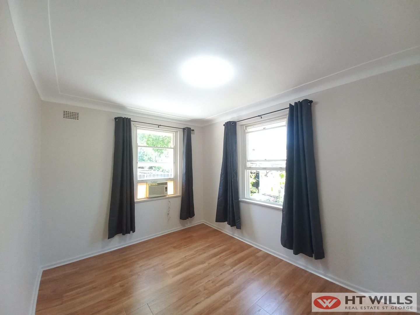 3 bedrooms House in 84 Donald Street HURSTVILLE NSW, 2220