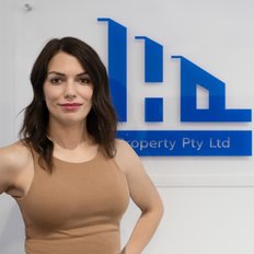 Kimberley Pacyna, Sales representative