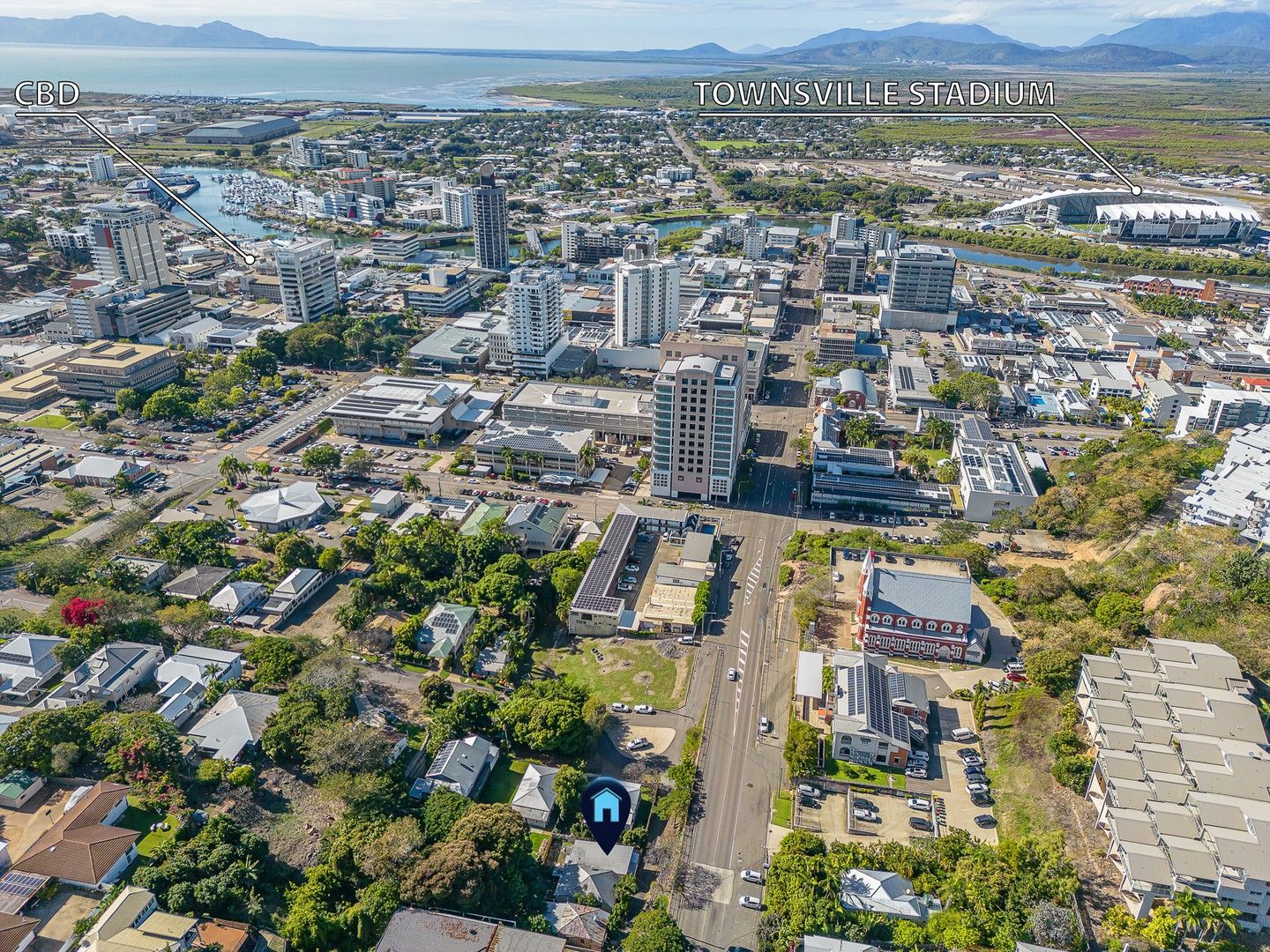 2 bedrooms House in 273 Stanley Street TOWNSVILLE CITY QLD, 4810