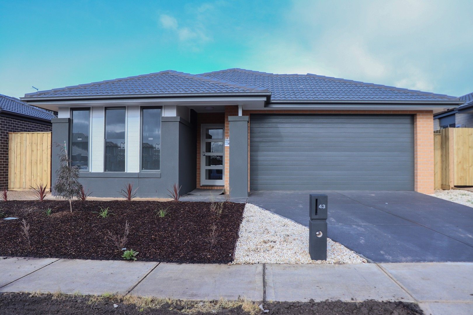 4 bedrooms House in 43 Lygon Avenue CLYDE VIC, 3978