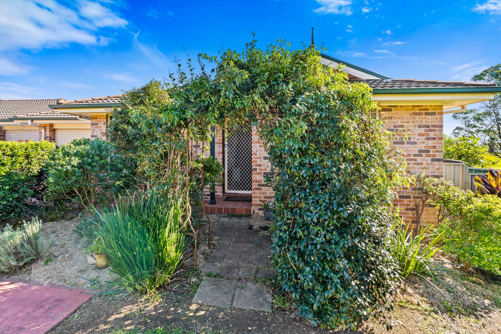 4/10 Azalea Place, Macquarie Fields NSW 2564, Image 1