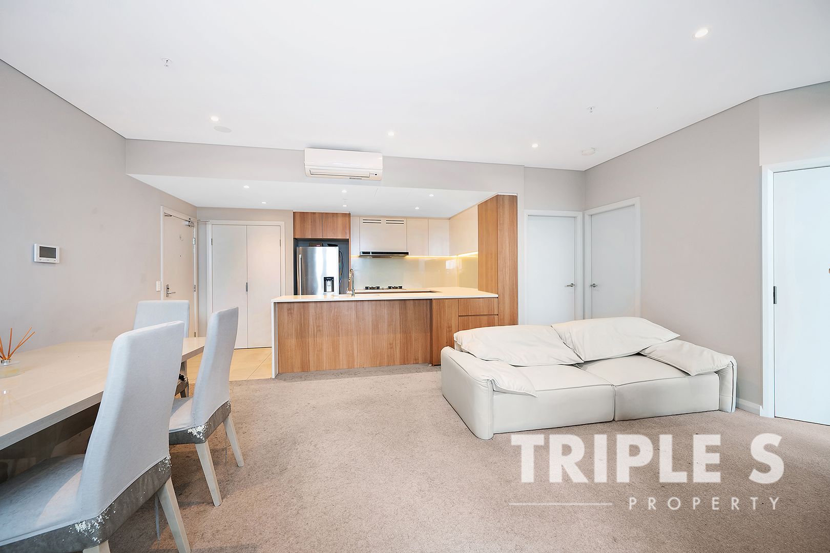 810/2 Waterway Street, Wentworth Point NSW 2127 Domain