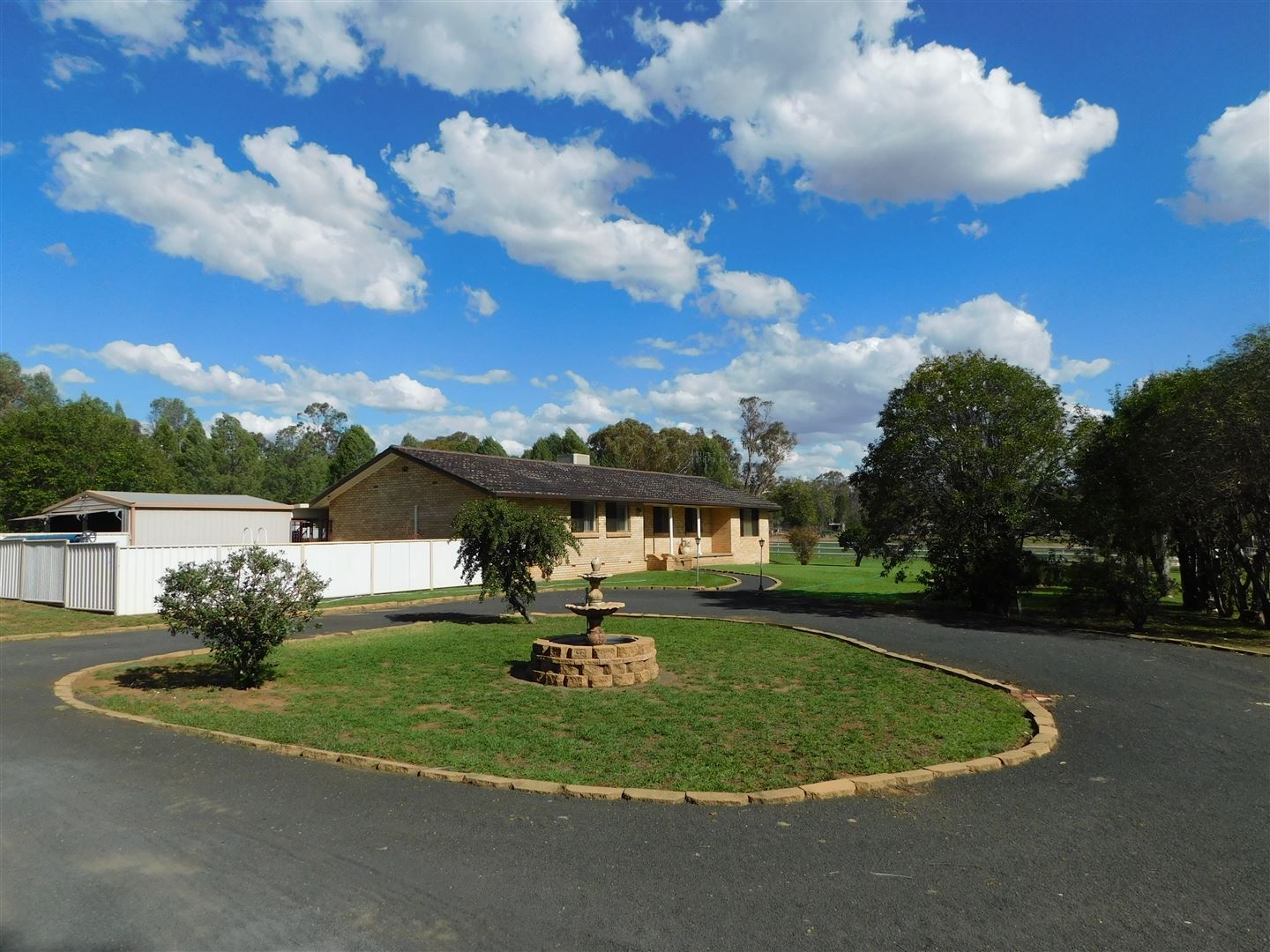 Coonabarabran NSW 2357 House for Sale 675,000 Domain