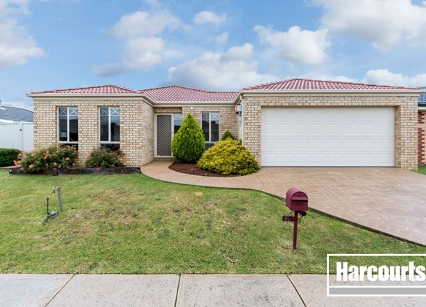 6 Gatehouse Parade, Cranbourne East VIC 3977