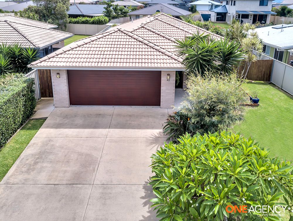 42 Saltwater Crescent, Corindi Beach NSW 2456, Image 1