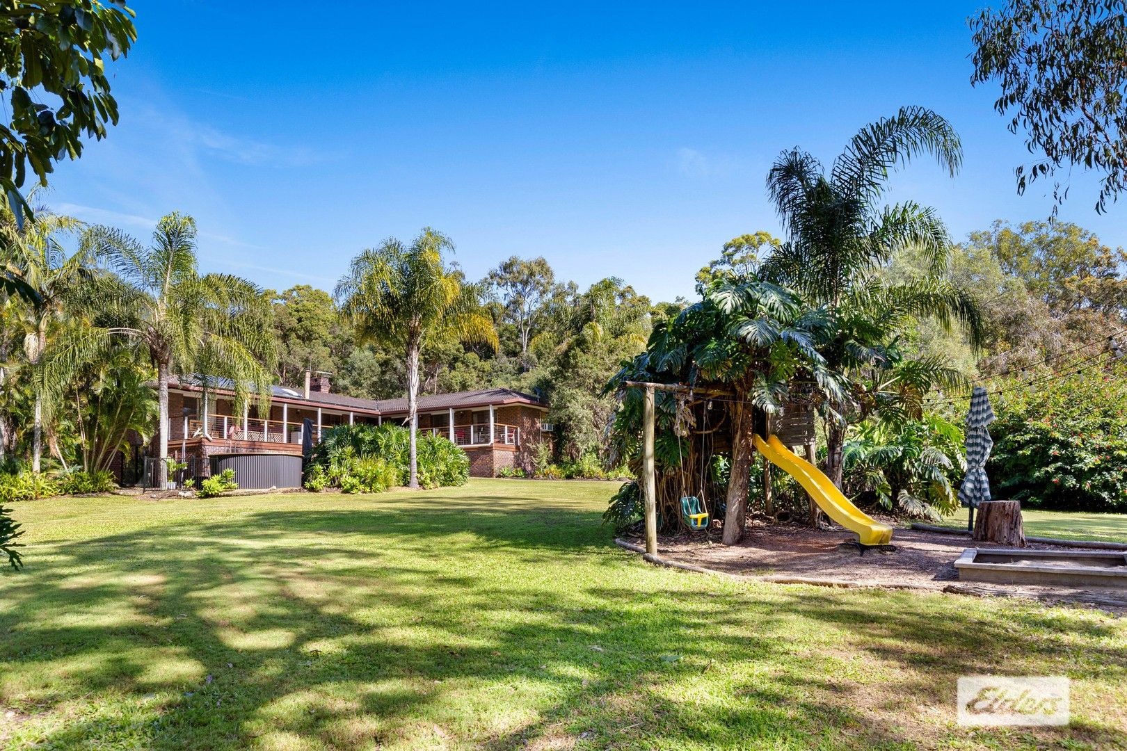 5 bedrooms House in 83-95 Lagoon View Road REDLAND BAY QLD, 4165