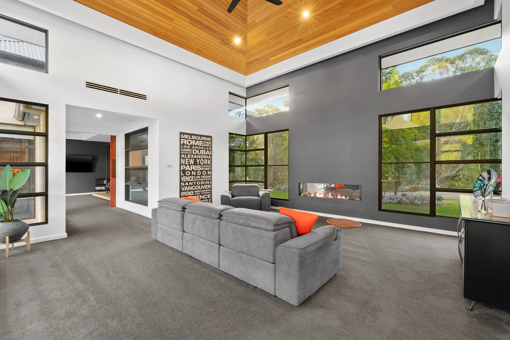 Additional image 10 of 192-194 Berringa Road, Park Orchards VIC 3114