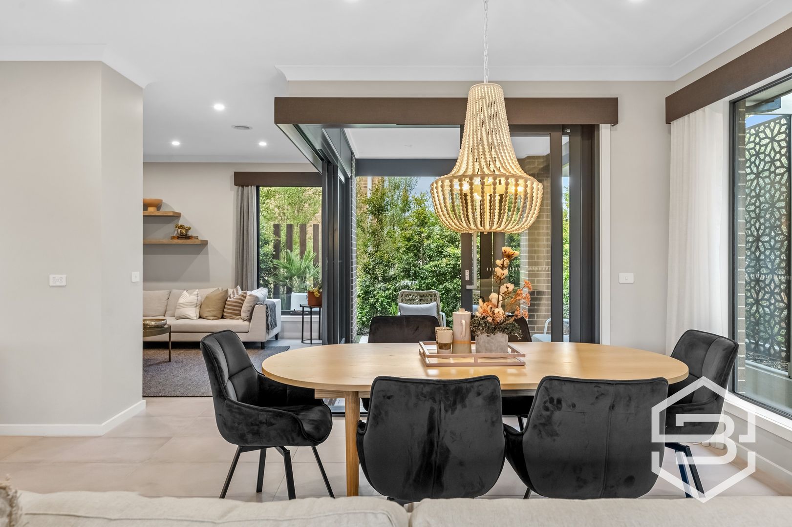 16 Hillview Road, Greenvale VIC 3059 House For Rent 795 Domain