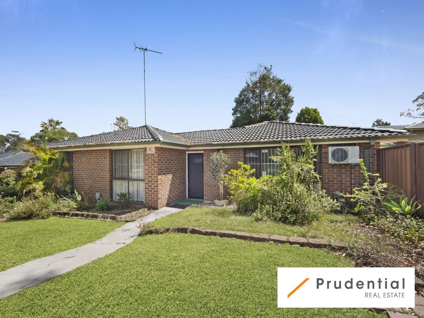 2/1 Mary Street, Macquarie Fields NSW 2564, Image 0