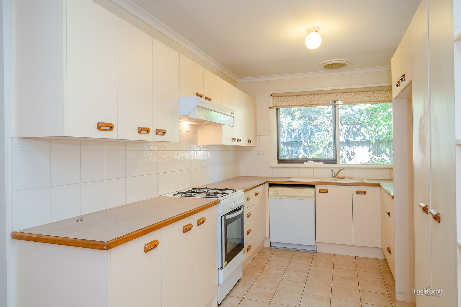 190 Cambridge Road, Kilsyth VIC 3137, Image 1