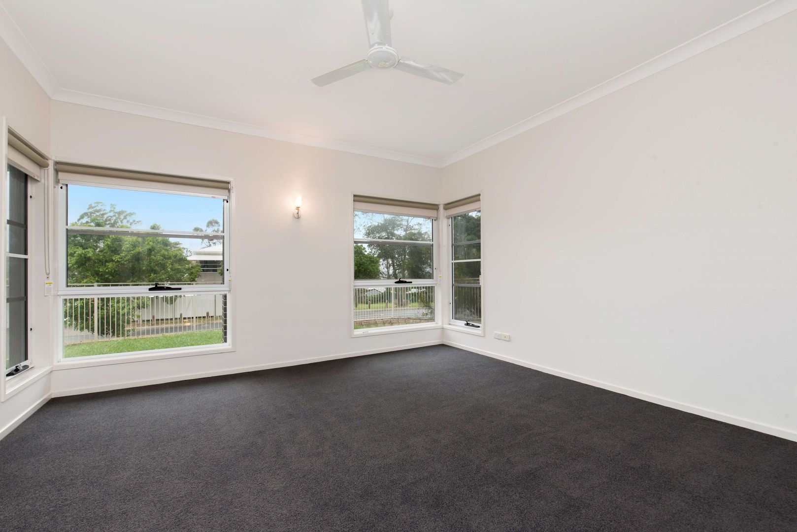 2 Dennis Vale Dr, Daisy Hill QLD 4127, Image 1