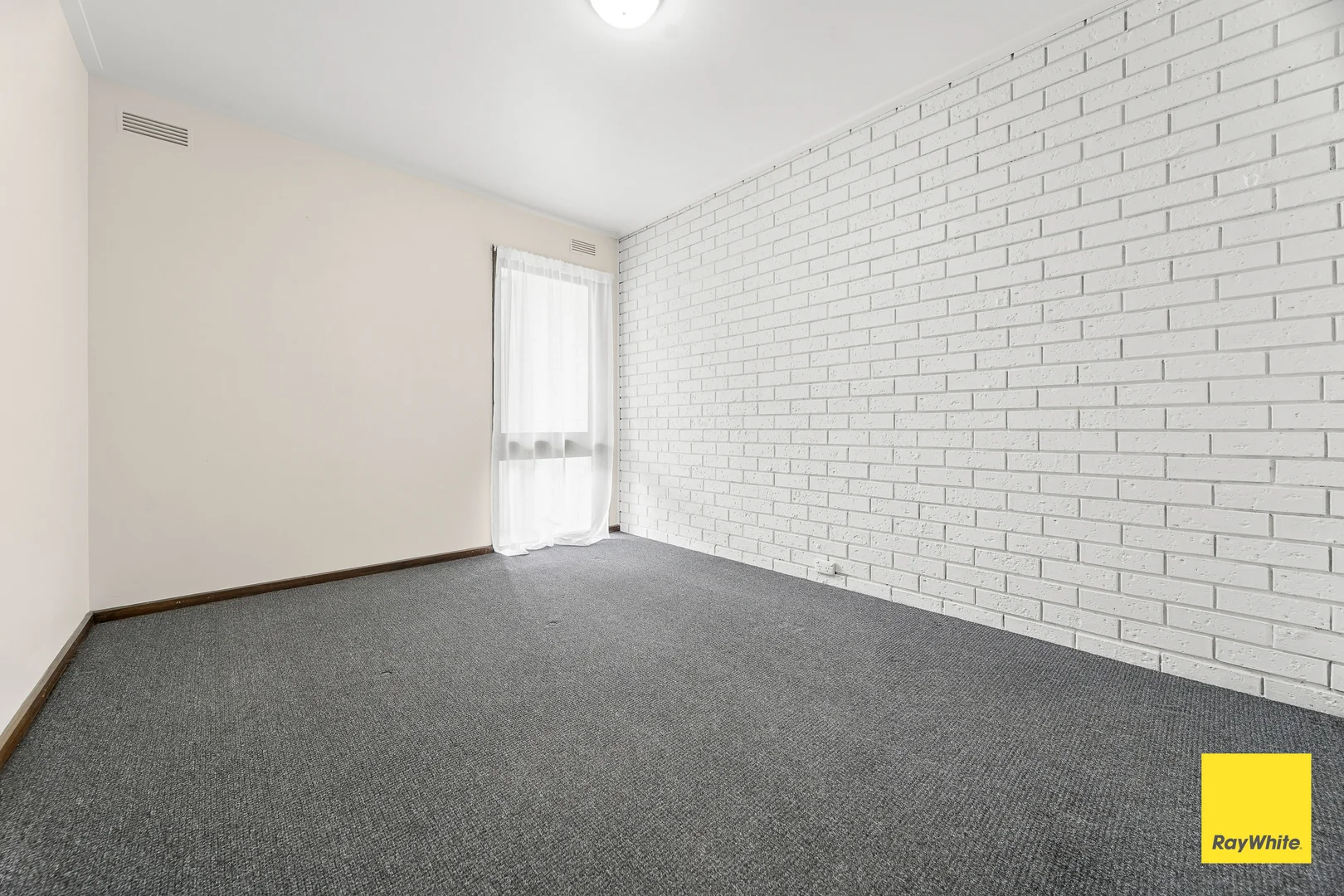 Additional image 5 of 2/26 Woodbury Street, Strathdale VIC 3550
