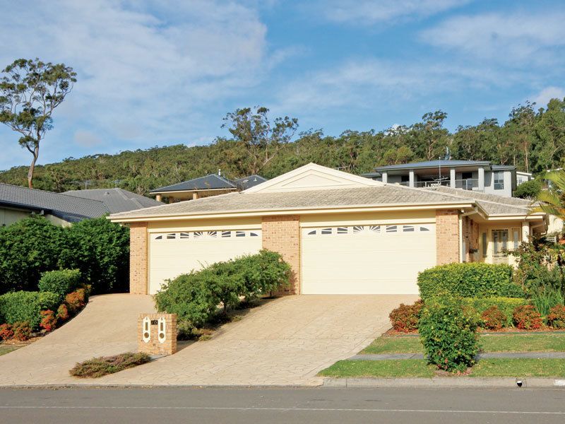 2/76 Sergeant Baker Drive, CORLETTE NSW 2315, Image 0