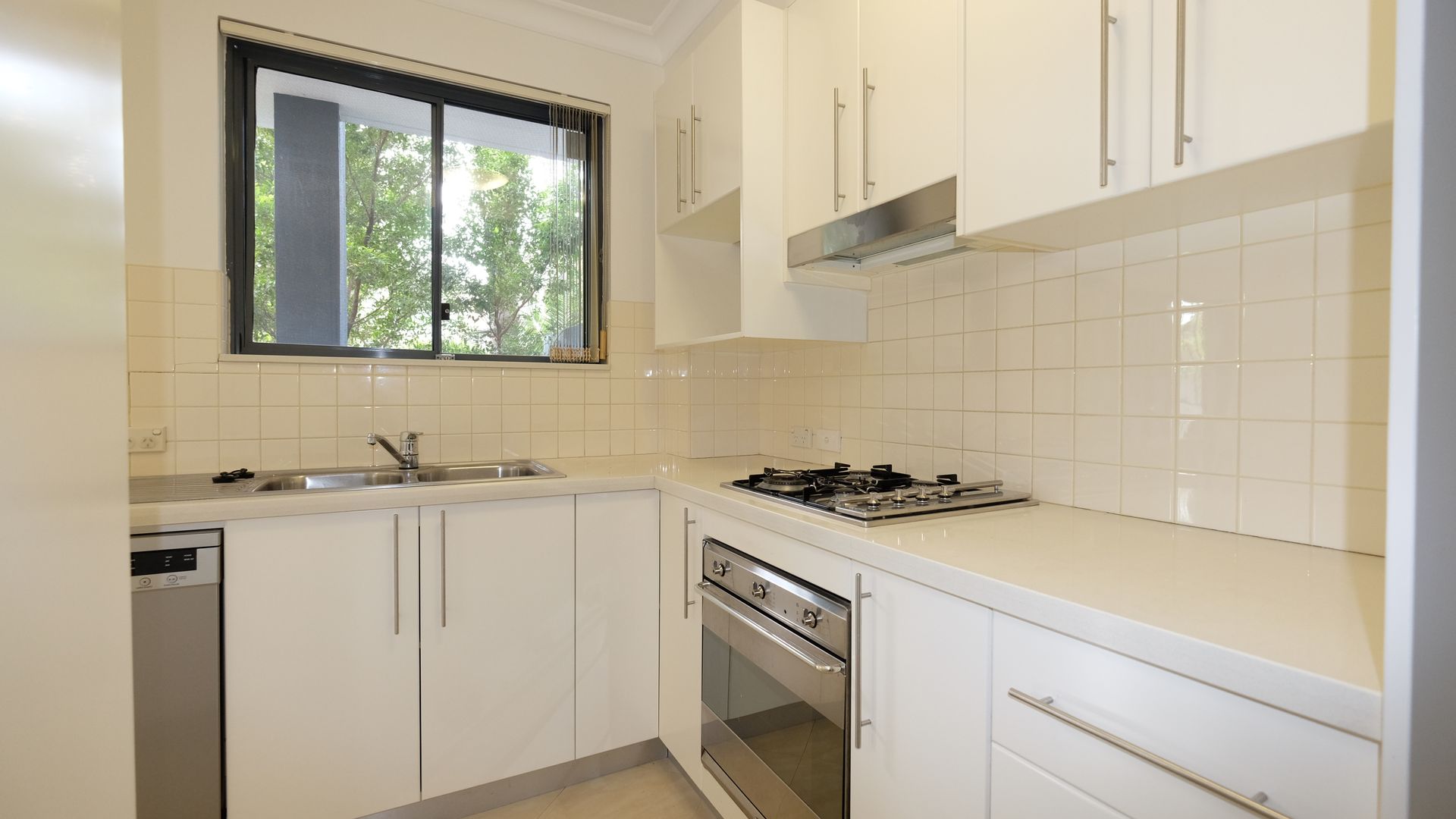 3/23-25 Houston Road, Kensington NSW 2033 - Apartment For Rent - $950 ...