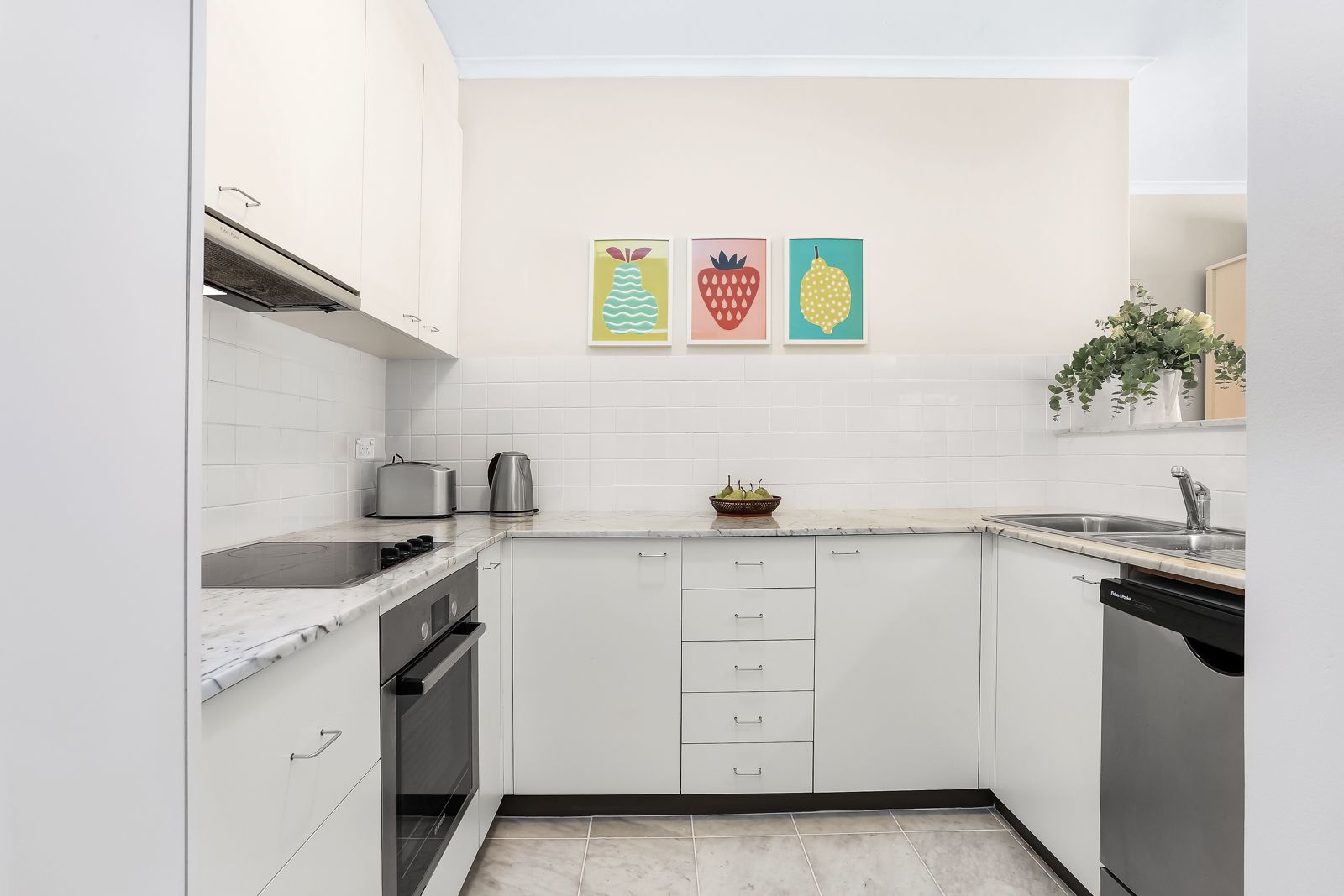 26/1-7 Gloucester Place, Kensington NSW 2033, Image 2