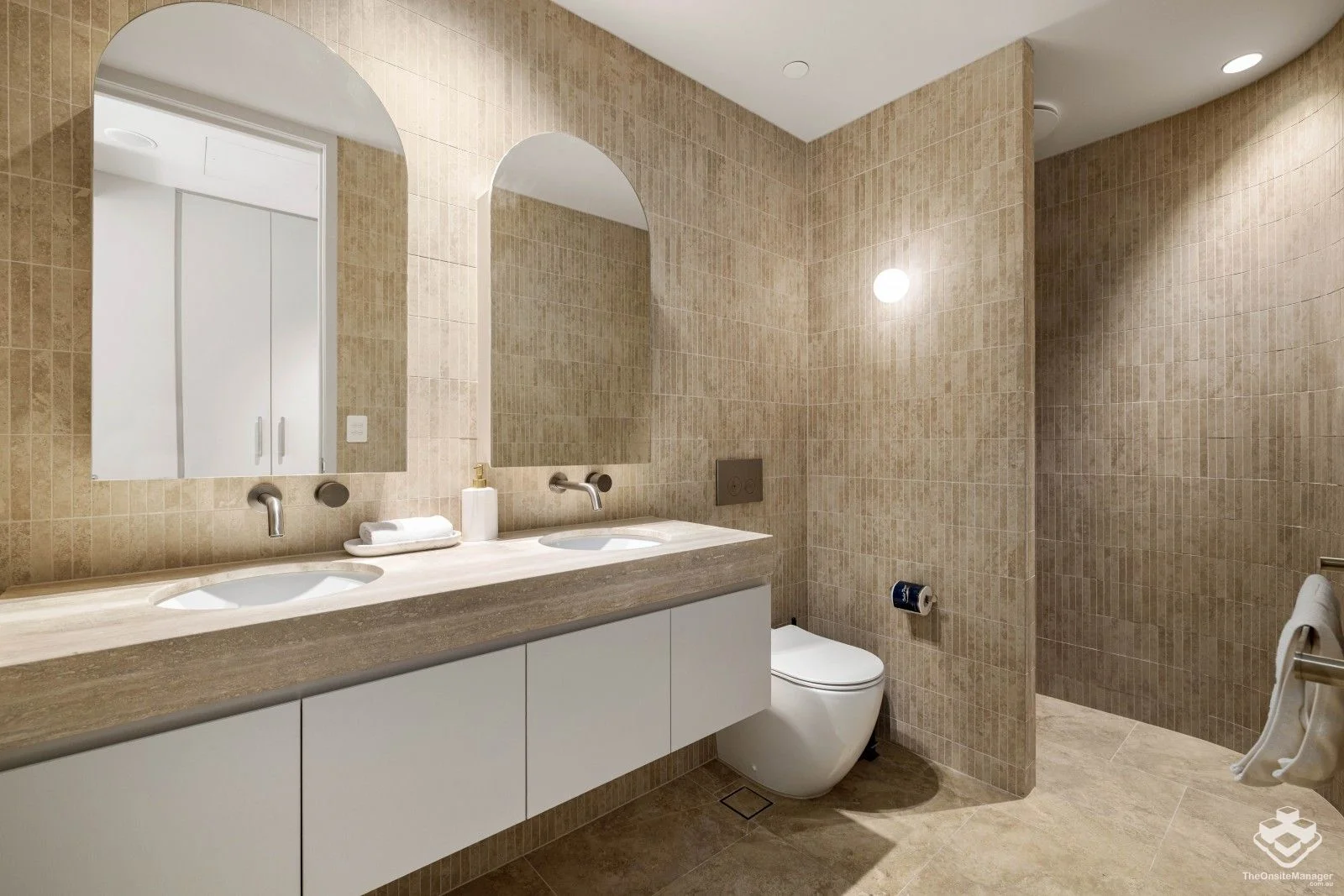 Additional image 11 of ID:21171520/152 Jefferson Lane, Palm Beach QLD 4221