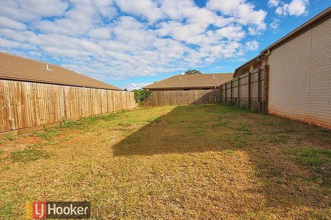 Picture of 57 Olsen Circuit, KALLANGUR QLD 4503