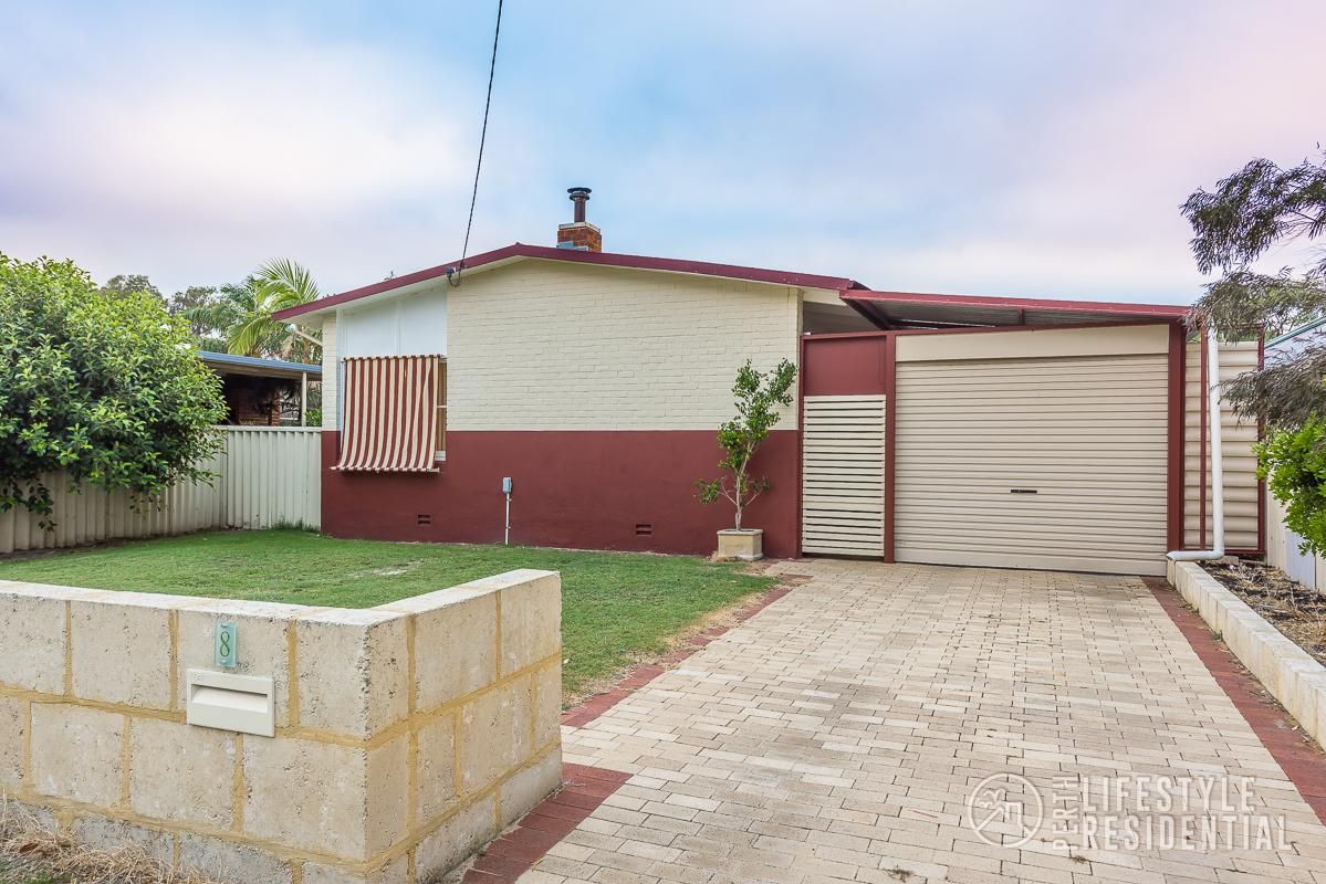 3 bedrooms House in 8 Truscott Street BULLSBROOK WA, 6084