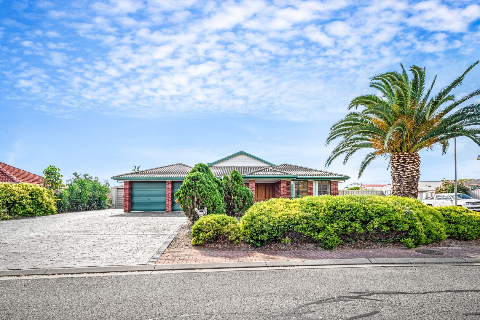 33 Driftwood Crescent, Seaford Rise SA 5169, Image 2