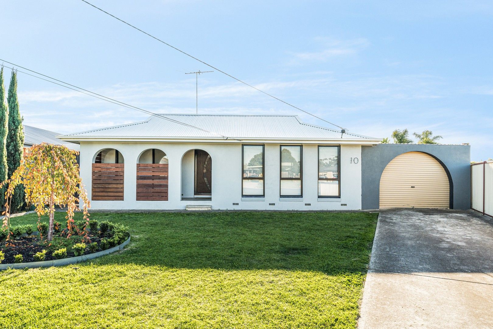 3 bedrooms House in 10 Boydell Court LARA VIC, 3212
