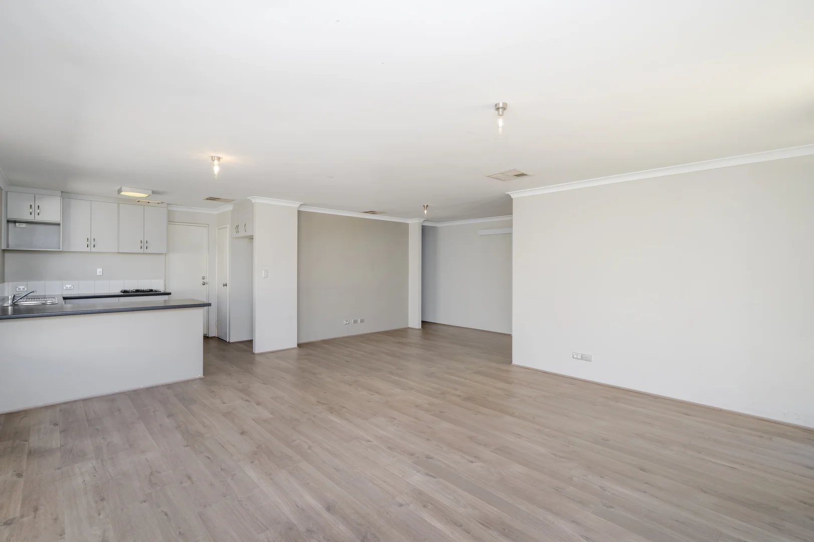 Additional image 10 of 1 Rosea Way, Banksia Grove WA 6031