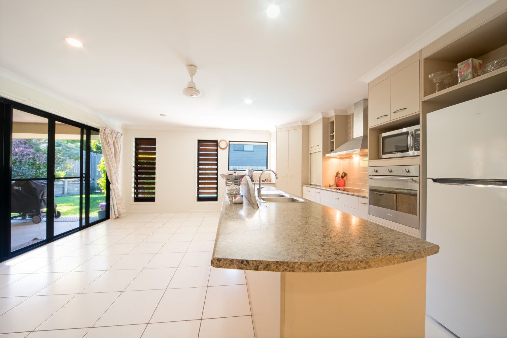 15 Jonquill Court, Cannonvale QLD 4802, Image 1