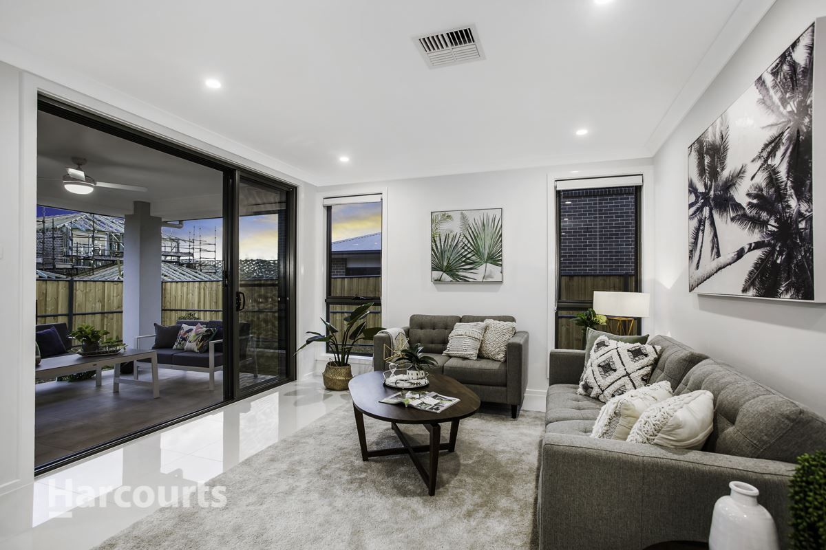 5 Plumcott Street, Box Hill NSW 2765, Image 2