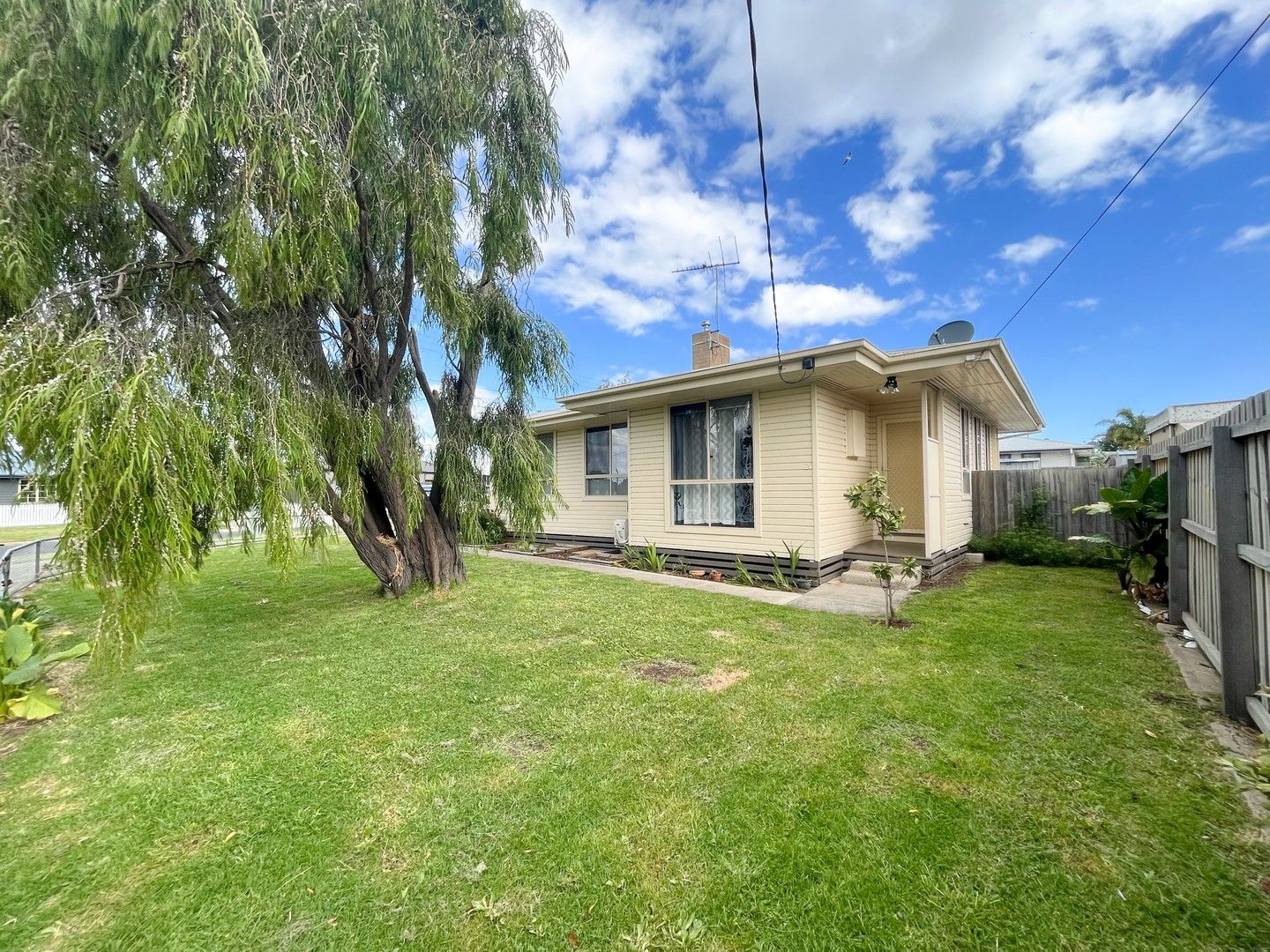 3 bedrooms House in 20 Gardenia Grove NORLANE VIC, 3214