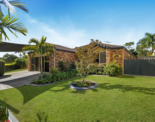 13 Coventry Circuit, Carindale QLD 4152