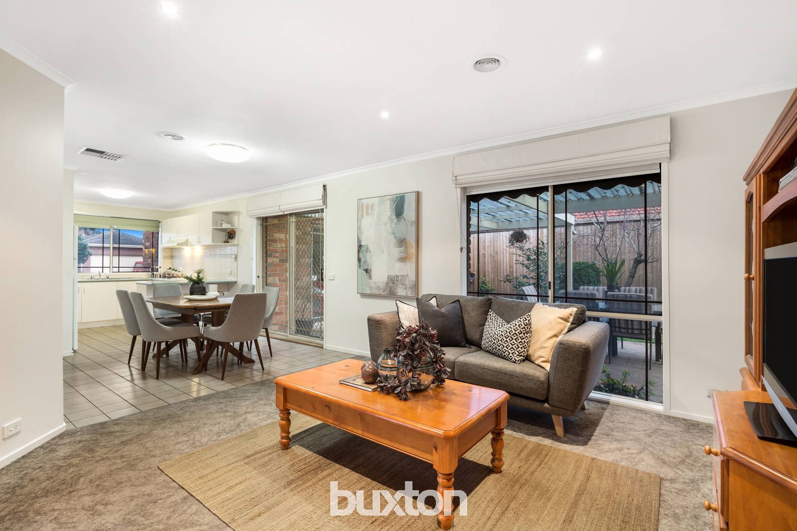 2 Yvette Court, Aspendale Gardens VIC 3195, Image 2