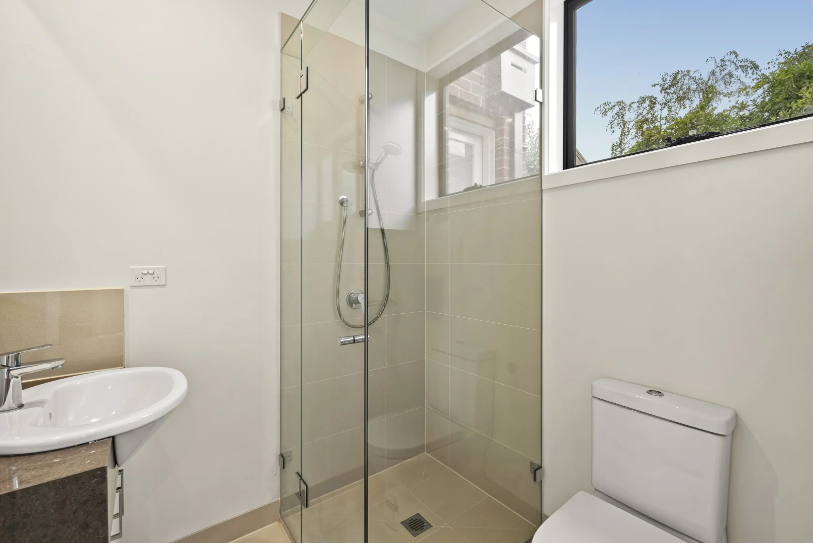 Additional image 6 of 3/10 Strabane Avenue, Mont Albert North VIC 3129