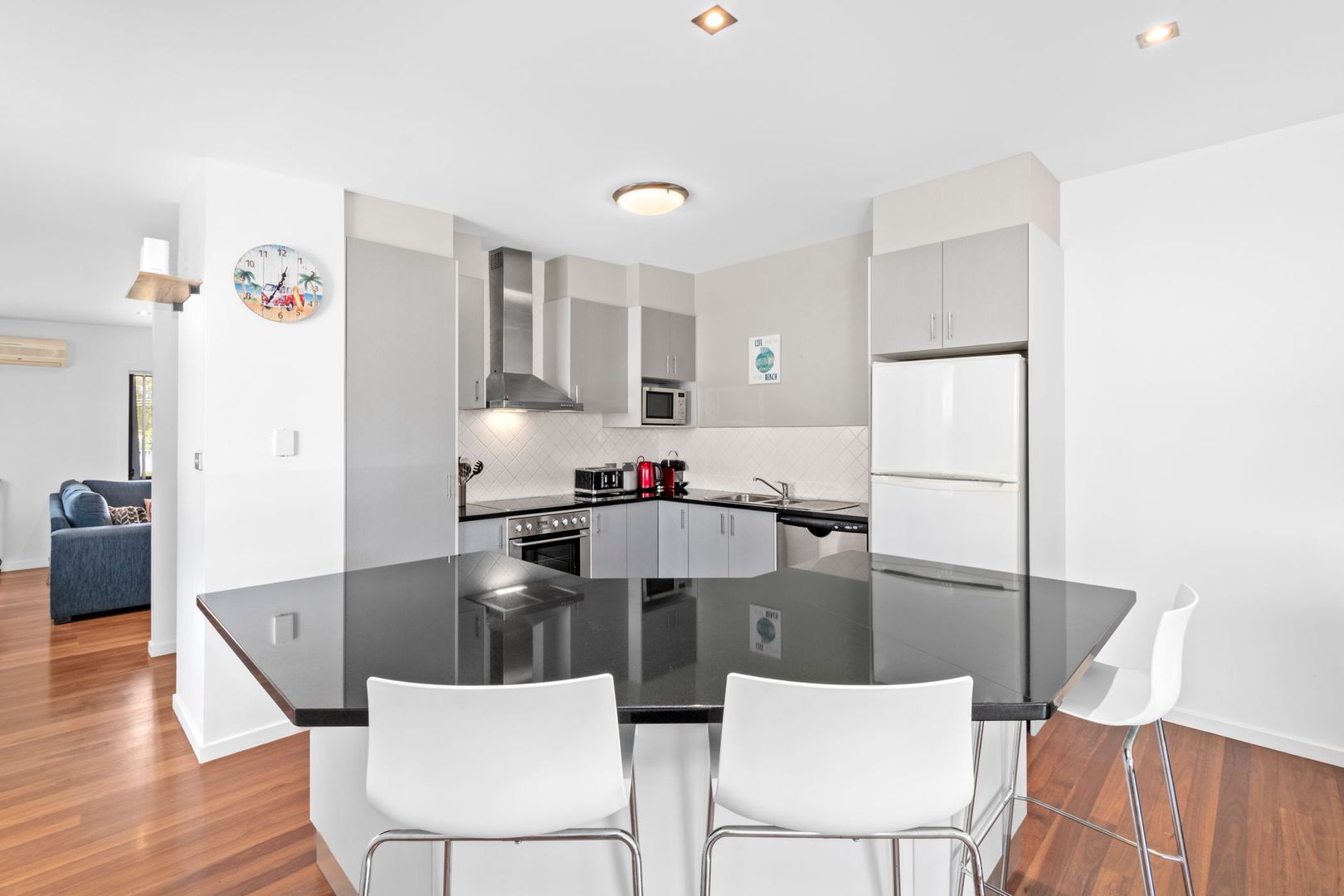 2/27 Golf Links Drive, Batemans Bay NSW 2536, Image 2