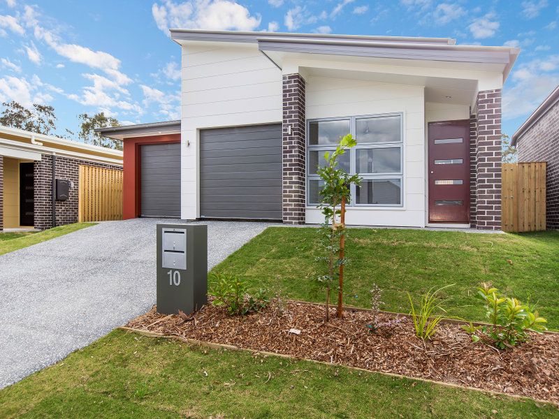 2 bedrooms Apartment / Unit / Flat in 2/10 Zamma Street AUGUSTINE HEIGHTS QLD, 4300